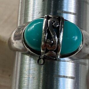 Lovely PD dyed howlite gem sterling silver bezel setting & sterling silver "S"